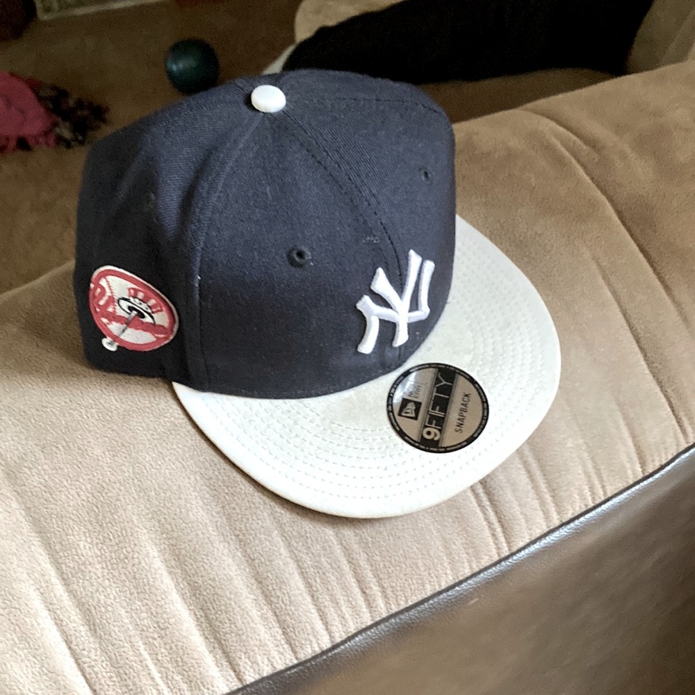 Used snap back